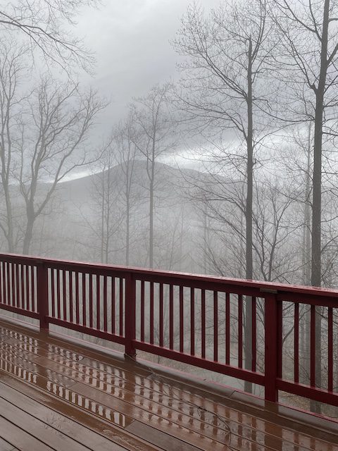 A mist that appears for a brief while and then vanishes